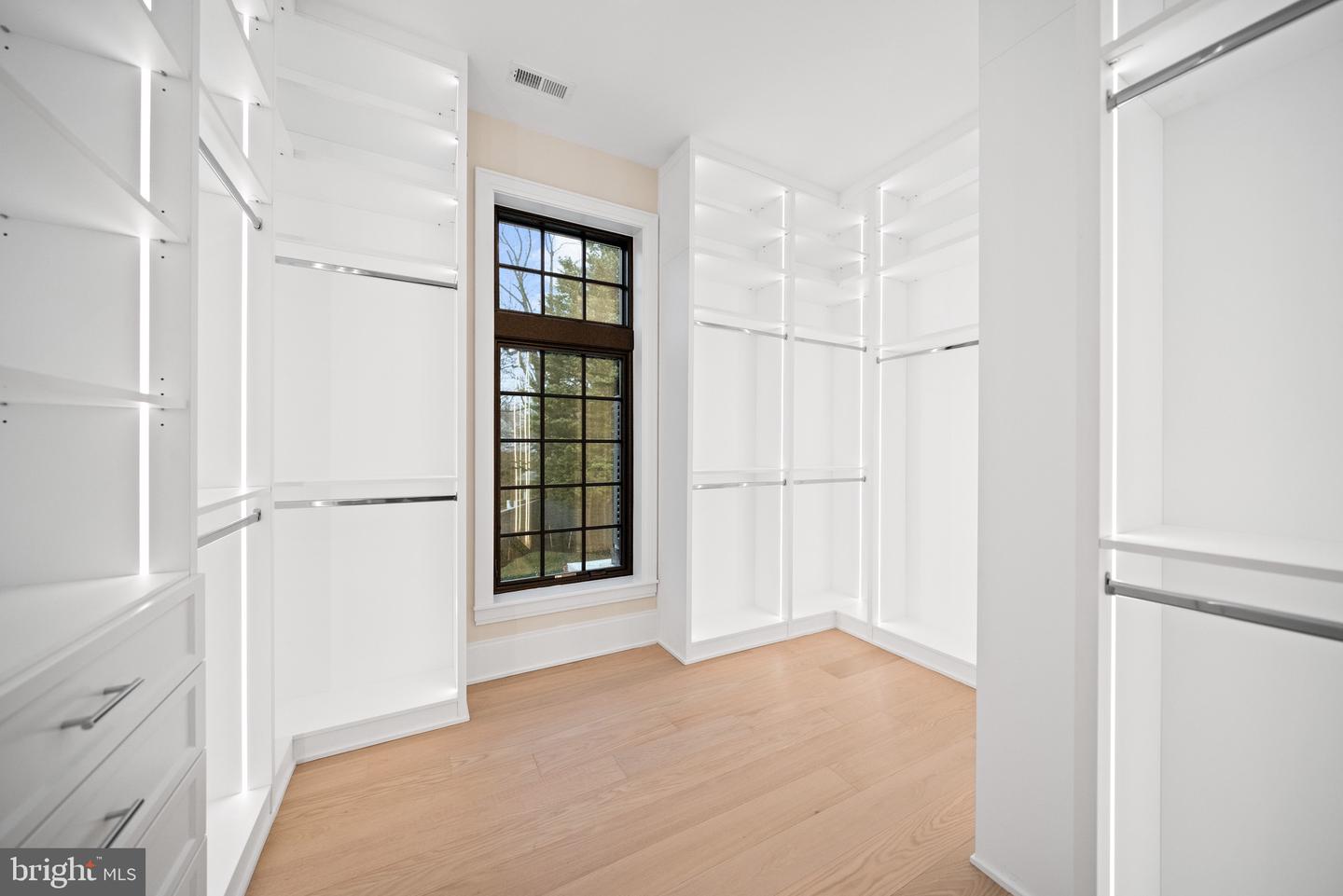 5125 UPTON ST NW, WASHINGTON, District Of Columbia 20016, 6 Bedrooms Bedrooms, ,7 BathroomsBathrooms,Residential,For sale,5125 UPTON ST NW,DCDC2242358 MLS # DCDC2242358