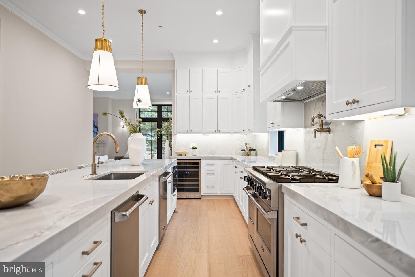 5125 UPTON ST NW, WASHINGTON, District Of Columbia 20016, 6 Bedrooms Bedrooms, ,7 BathroomsBathrooms,Residential,For sale,5125 UPTON ST NW,DCDC2242358 MLS # DCDC2242358