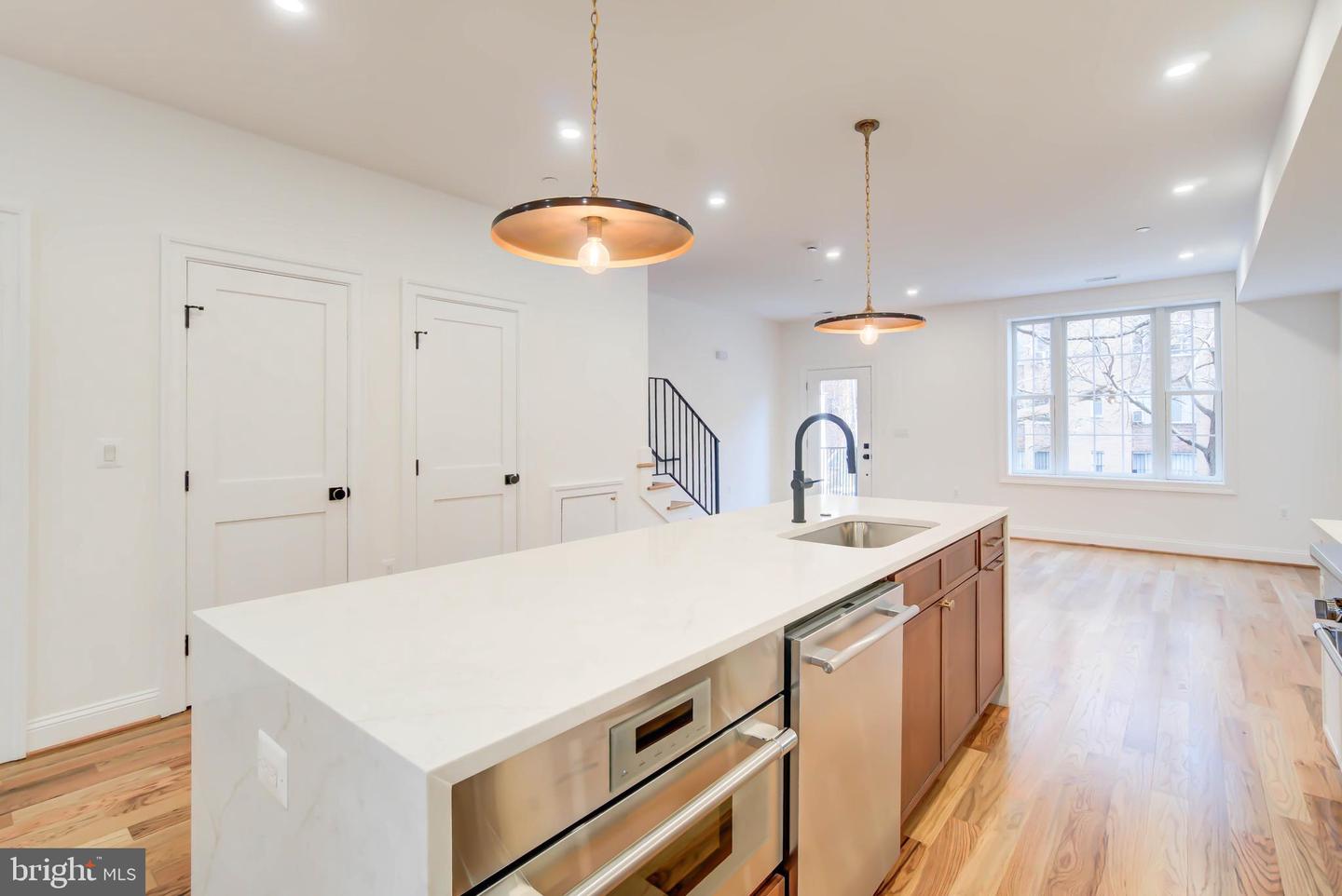 2910 18TH ST NW, WASHINGTON, District Of Columbia 20009, 4 Bedrooms Bedrooms, ,3 BathroomsBathrooms,Residential,For sale,2910 18TH ST NW,DCDC2242368 MLS # DCDC2242368