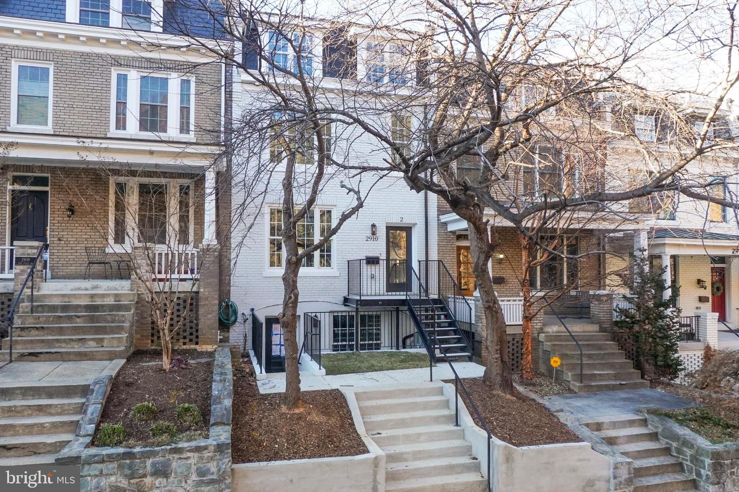 2910 18TH ST NW, WASHINGTON, District Of Columbia 20009, 4 Bedrooms Bedrooms, ,3 BathroomsBathrooms,Residential,For sale,2910 18TH ST NW,DCDC2242368 MLS # DCDC2242368