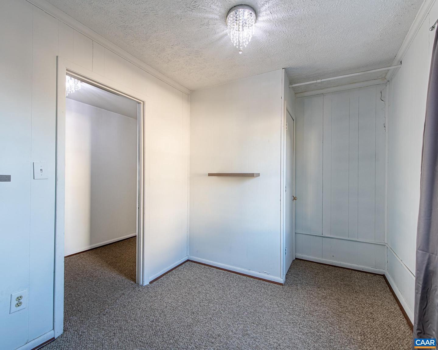 628 N AUGUSTA AVE, WAYNESBORO, Virginia 22980, 2 Bedrooms Bedrooms, ,1 BathroomBathrooms,Residential,For sale,628 N AUGUSTA AVE,672667 MLS # 672667