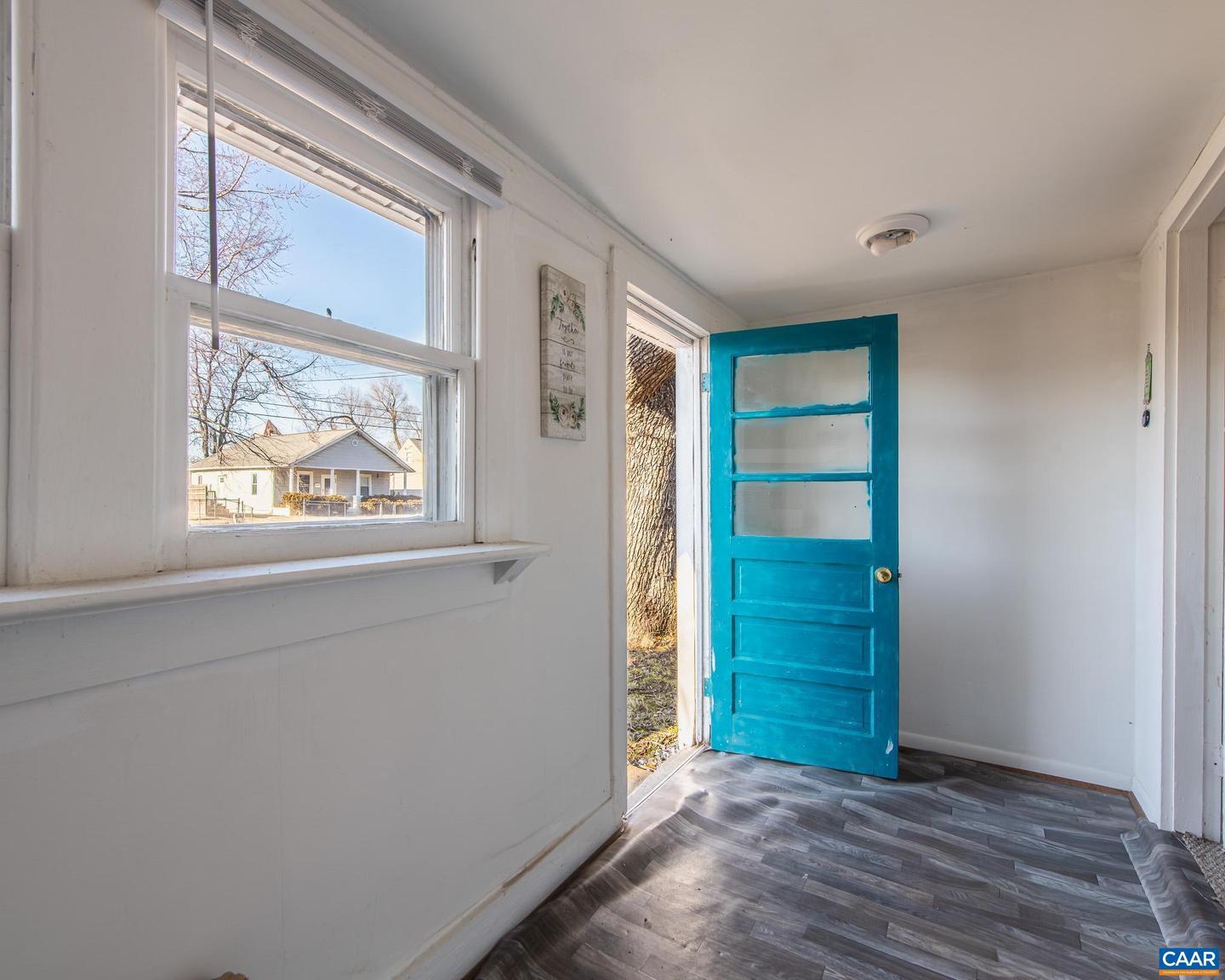 628 N AUGUSTA AVE, WAYNESBORO, Virginia 22980, 2 Bedrooms Bedrooms, ,1 BathroomBathrooms,Residential,For sale,628 N AUGUSTA AVE,672667 MLS # 672667