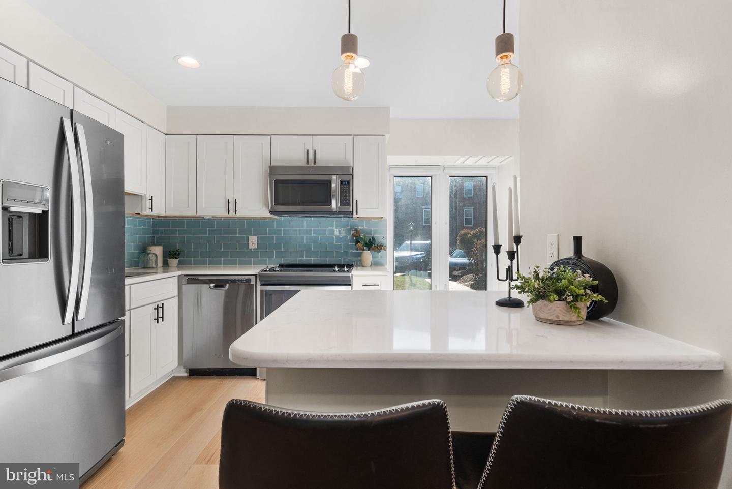 6707 WASHINGTON BLVD #D, ARLINGTON, Virginia 22213, 2 Bedrooms Bedrooms, ,1 BathroomBathrooms,Residential,For sale,6707 WASHINGTON BLVD #D,VAAR2067962 MLS # VAAR2067962