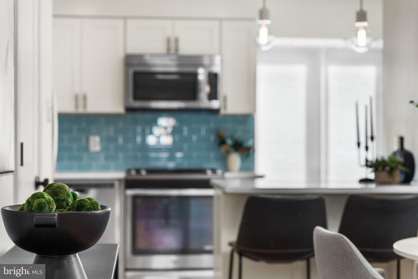 6707 WASHINGTON BLVD #D, ARLINGTON, Virginia 22213, 2 Bedrooms Bedrooms, ,1 BathroomBathrooms,Residential,For sale,6707 WASHINGTON BLVD #D,VAAR2067962 MLS # VAAR2067962