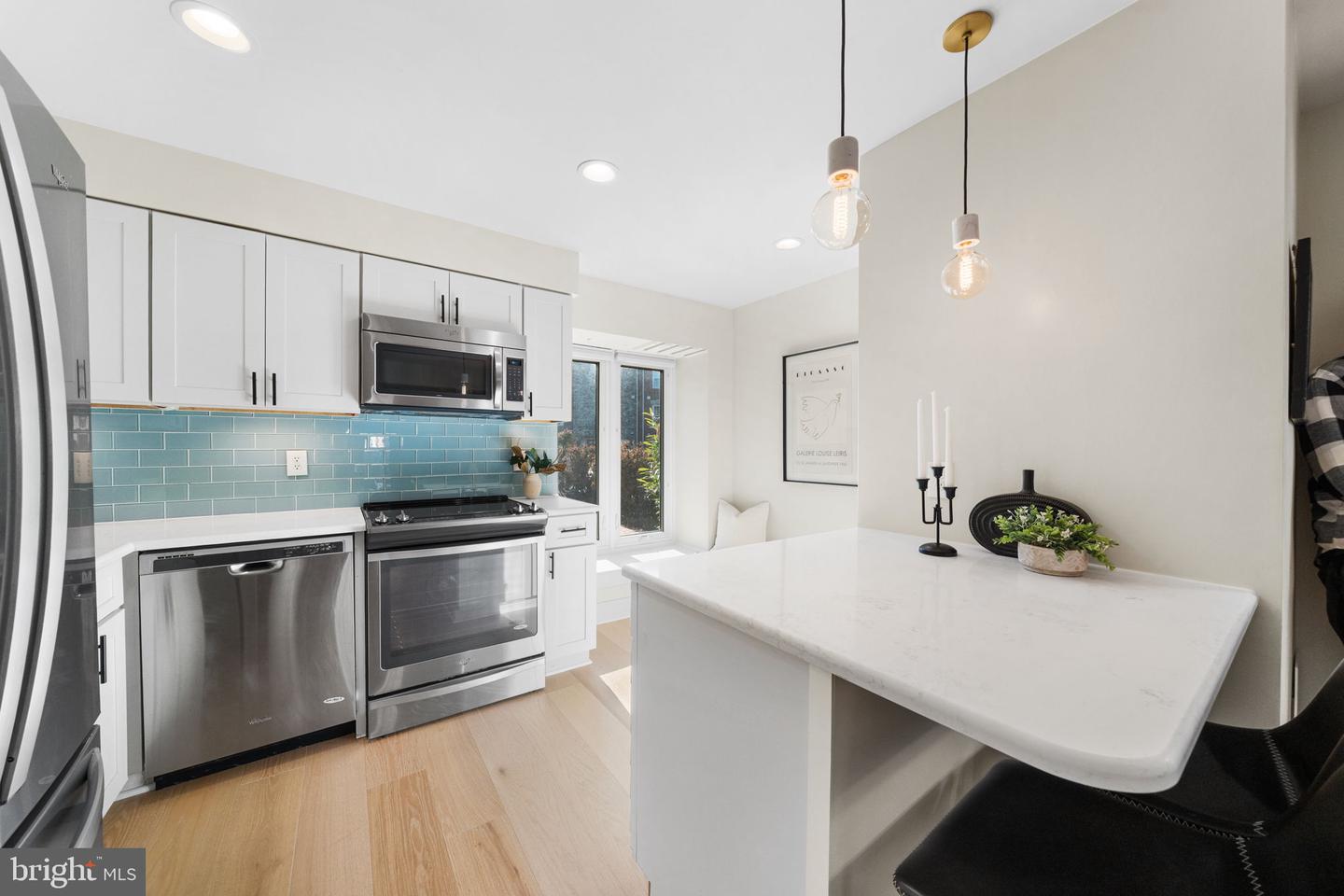 6707 WASHINGTON BLVD #D, ARLINGTON, Virginia 22213, 2 Bedrooms Bedrooms, ,1 BathroomBathrooms,Residential,For sale,6707 WASHINGTON BLVD #D,VAAR2067962 MLS # VAAR2067962