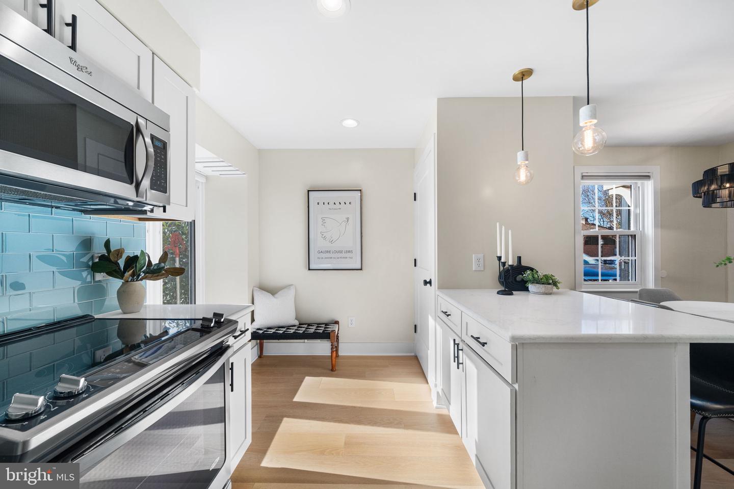 6707 WASHINGTON BLVD #D, ARLINGTON, Virginia 22213, 2 Bedrooms Bedrooms, ,1 BathroomBathrooms,Residential,For sale,6707 WASHINGTON BLVD #D,VAAR2067962 MLS # VAAR2067962