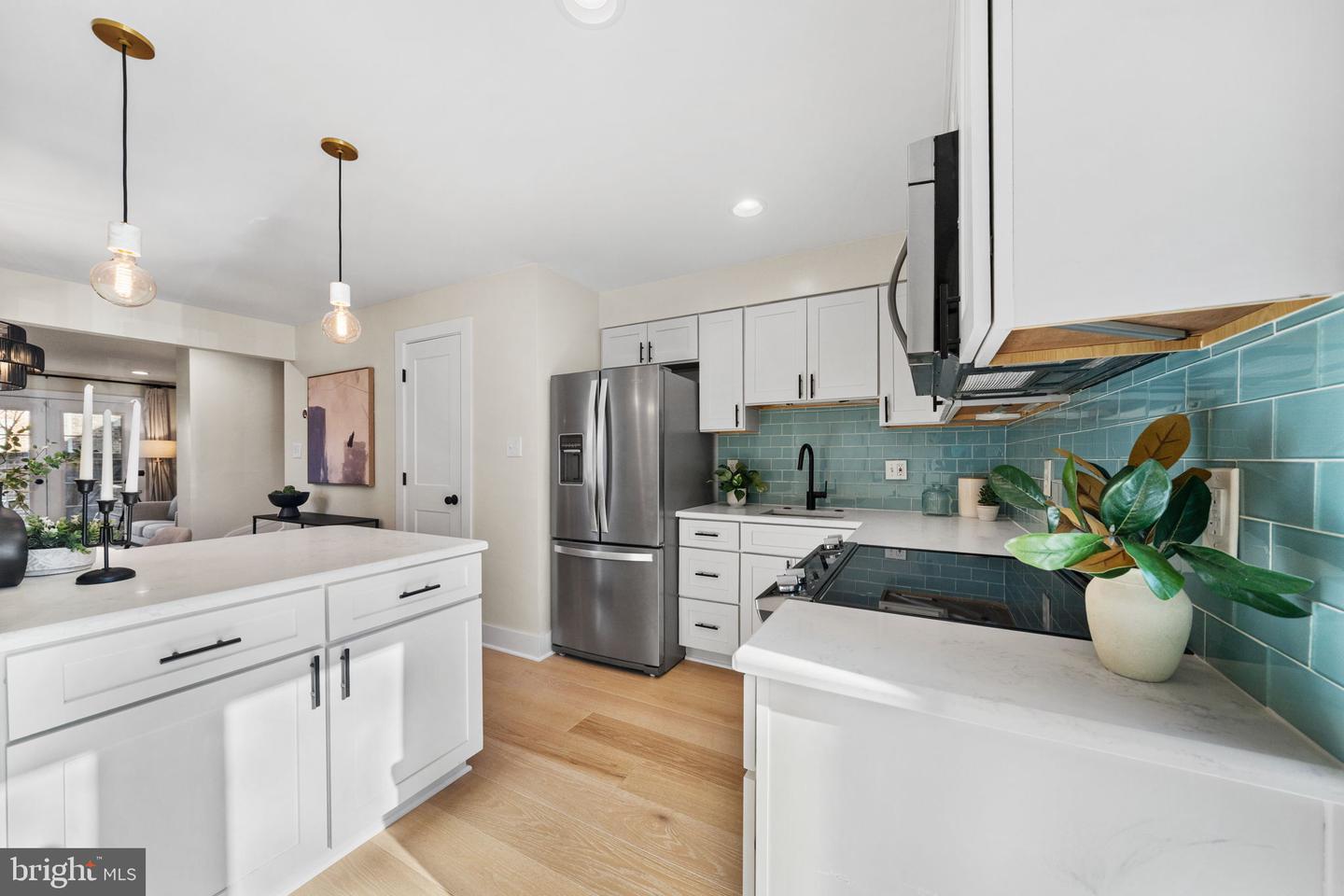 6707 WASHINGTON BLVD #D, ARLINGTON, Virginia 22213, 2 Bedrooms Bedrooms, ,1 BathroomBathrooms,Residential,For sale,6707 WASHINGTON BLVD #D,VAAR2067962 MLS # VAAR2067962