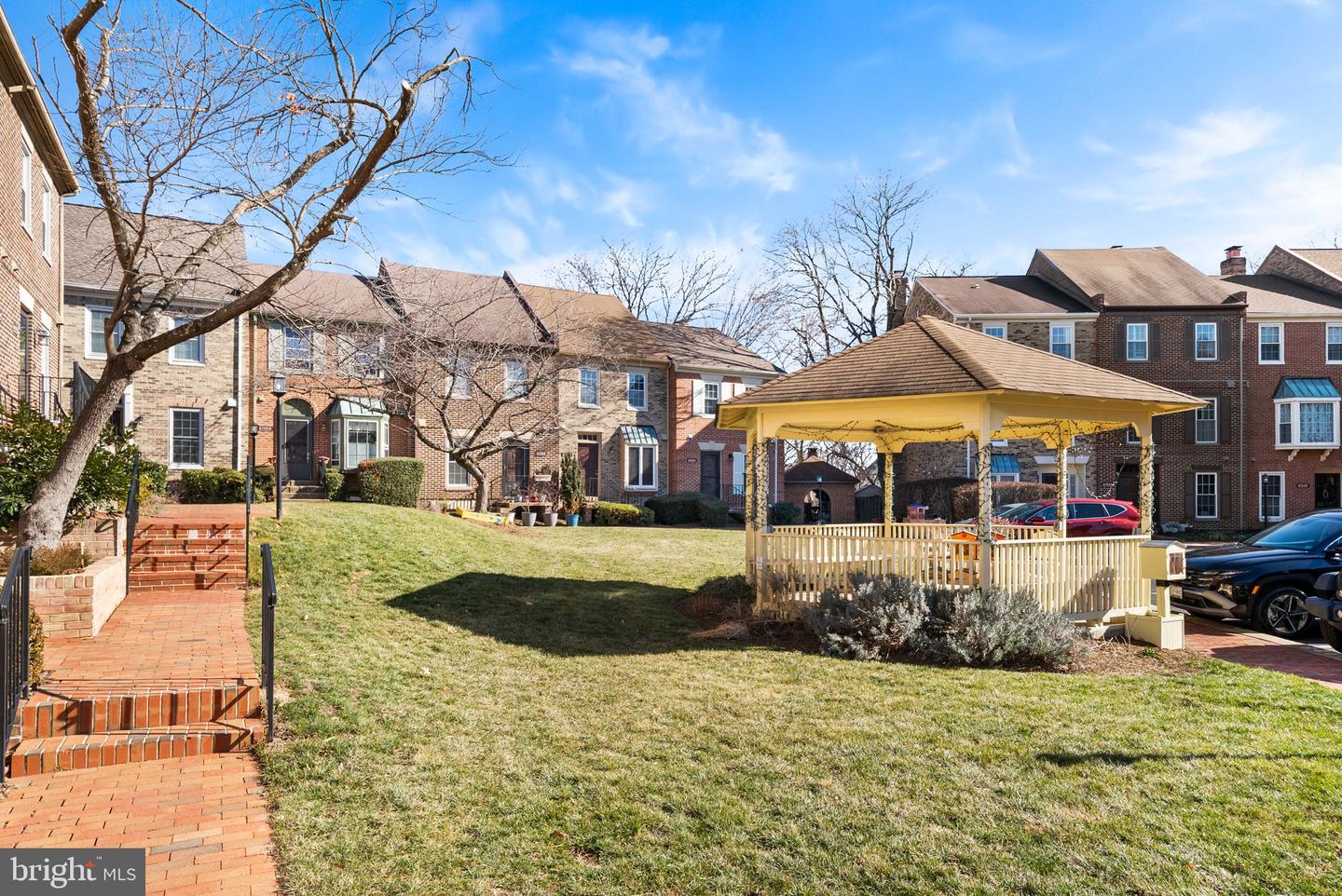 6707 WASHINGTON BLVD #D, ARLINGTON, Virginia 22213, 2 Bedrooms Bedrooms, ,1 BathroomBathrooms,Residential,For sale,6707 WASHINGTON BLVD #D,VAAR2067962 MLS # VAAR2067962