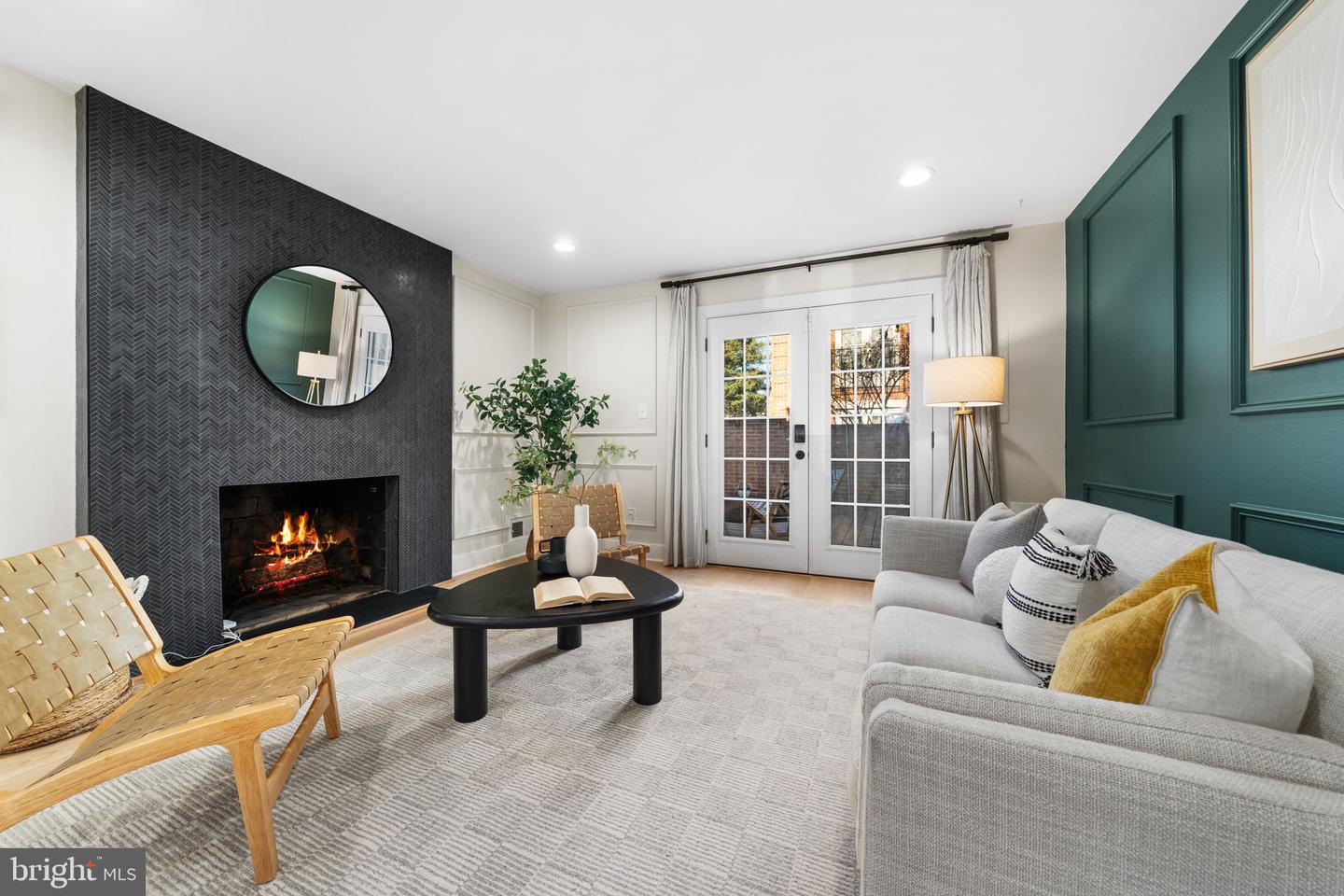 6707 WASHINGTON BLVD #D, ARLINGTON, Virginia 22213, 2 Bedrooms Bedrooms, ,1 BathroomBathrooms,Residential,For sale,6707 WASHINGTON BLVD #D,VAAR2067962 MLS # VAAR2067962