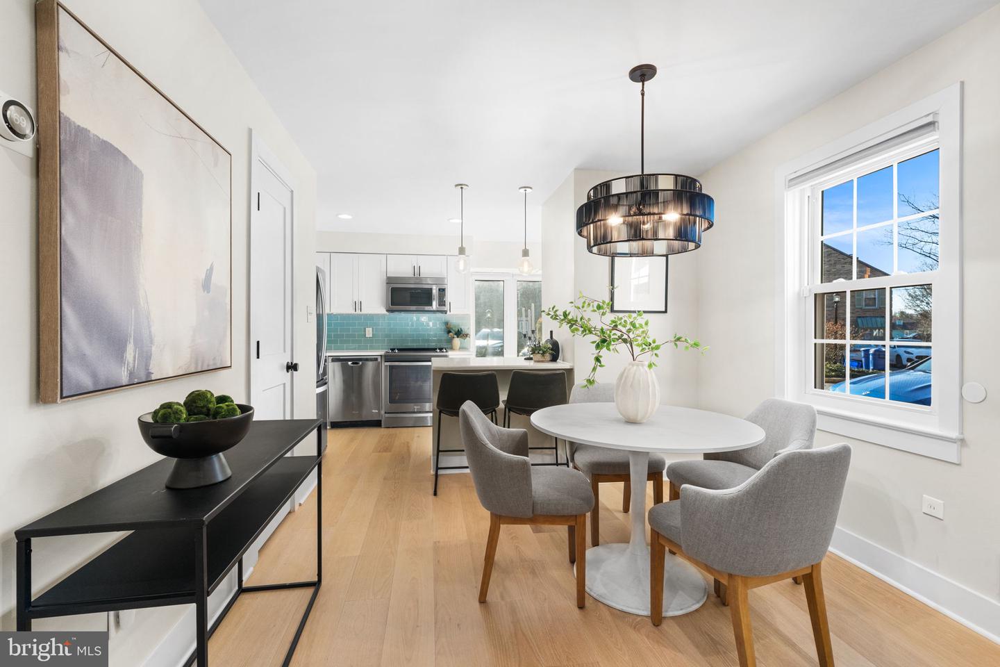 6707 WASHINGTON BLVD #D, ARLINGTON, Virginia 22213, 2 Bedrooms Bedrooms, ,1 BathroomBathrooms,Residential,For sale,6707 WASHINGTON BLVD #D,VAAR2067962 MLS # VAAR2067962