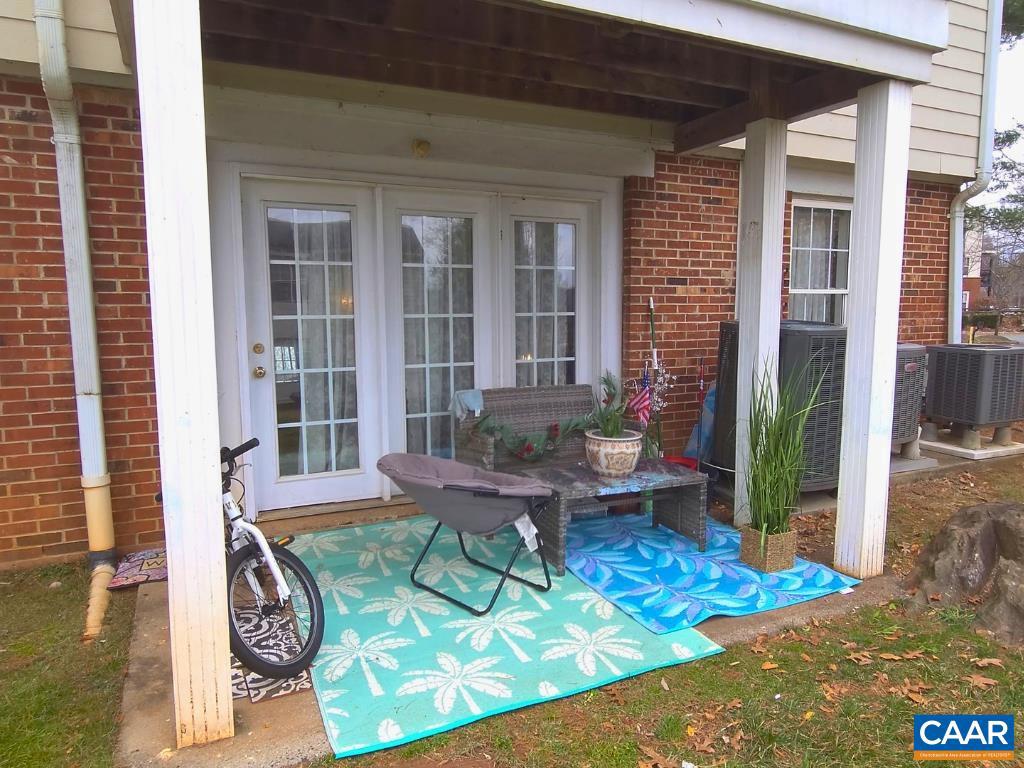 1254 VILLA LN #A, CHARLOTTESVILLE, Virginia 22903, 2 Bedrooms Bedrooms, ,2 BathroomsBathrooms,Residential,For sale,1254 VILLA LN #A,672672 MLS # 672672