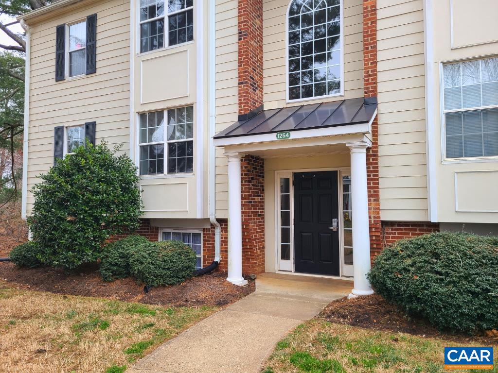 1254 VILLA LN #A, CHARLOTTESVILLE, Virginia 22903, 2 Bedrooms Bedrooms, ,2 BathroomsBathrooms,Residential,For sale,1254 VILLA LN #A,672672 MLS # 672672