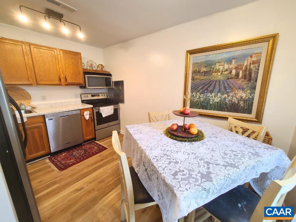 1254 VILLA LN #A, CHARLOTTESVILLE, Virginia 22903, 2 Bedrooms Bedrooms, ,2 BathroomsBathrooms,Residential,For sale,1254 VILLA LN #A,672672 MLS # 672672