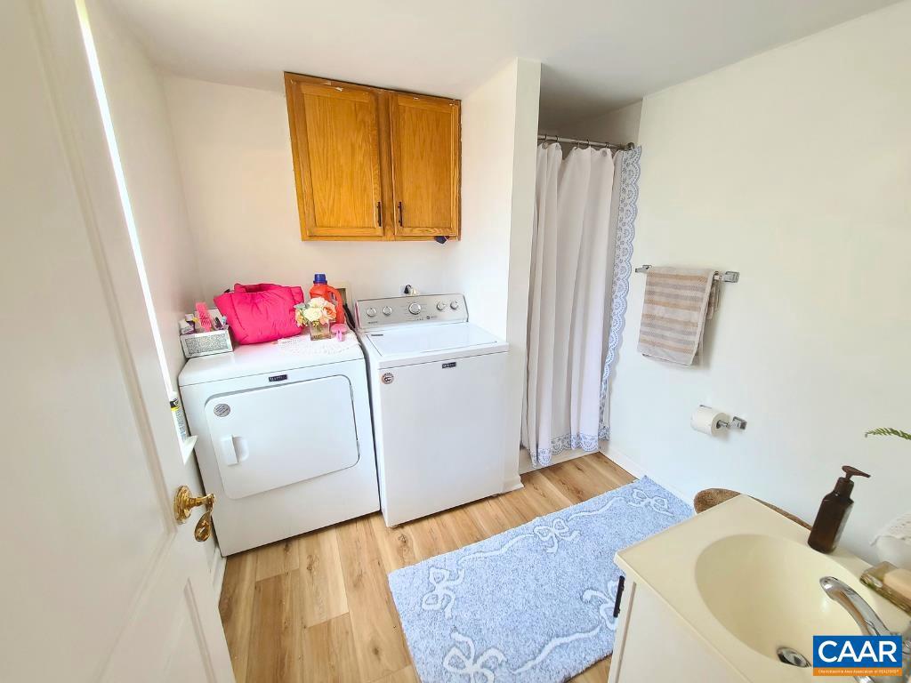 1254 VILLA LN #A, CHARLOTTESVILLE, Virginia 22903, 2 Bedrooms Bedrooms, ,2 BathroomsBathrooms,Residential,For sale,1254 VILLA LN #A,672672 MLS # 672672