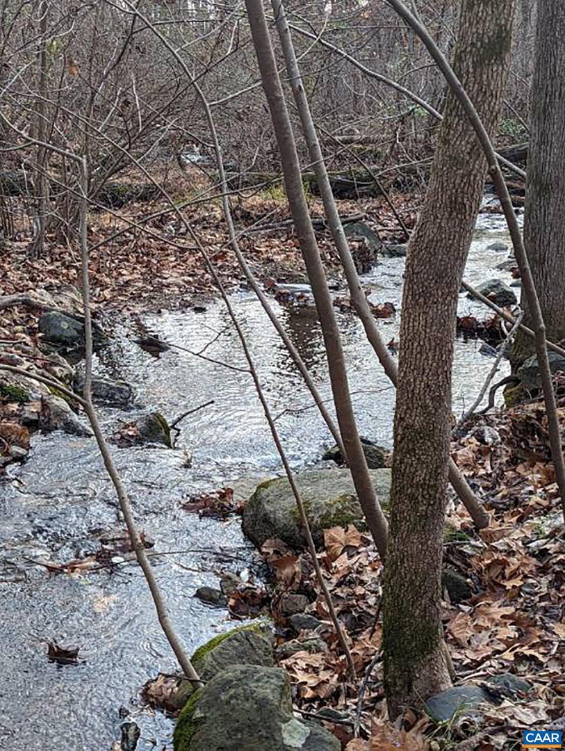 2005 UPPER STONY RUN, GREENWOOD, Virginia 22943, 3 Bedrooms Bedrooms, ,1 BathroomBathrooms,Residential,For sale,2005 UPPER STONY RUN,661879 MLS # 661879 2005 UPPER STONY RUN, GREENWOOD, Virginia 22943, 3 Bedrooms Bedrooms, ,1 BathroomBathrooms,Residential,For sale,2005 UPPER STONY RUN,661879 MLS # 661879