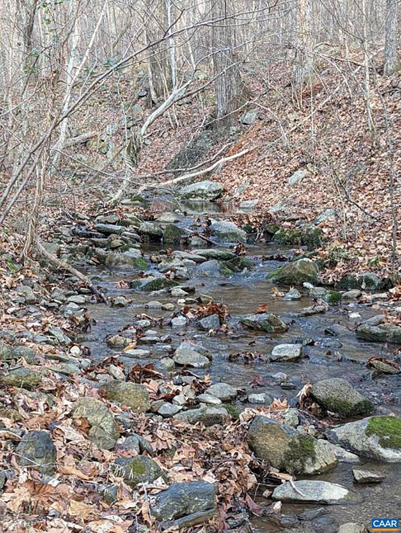 2005 UPPER STONY RUN, GREENWOOD, Virginia 22943, 3 Bedrooms Bedrooms, ,1 BathroomBathrooms,Residential,For sale,2005 UPPER STONY RUN,661879 MLS # 661879 2005 UPPER STONY RUN, GREENWOOD, Virginia 22943, 3 Bedrooms Bedrooms, ,1 BathroomBathrooms,Residential,For sale,2005 UPPER STONY RUN,661879 MLS # 661879