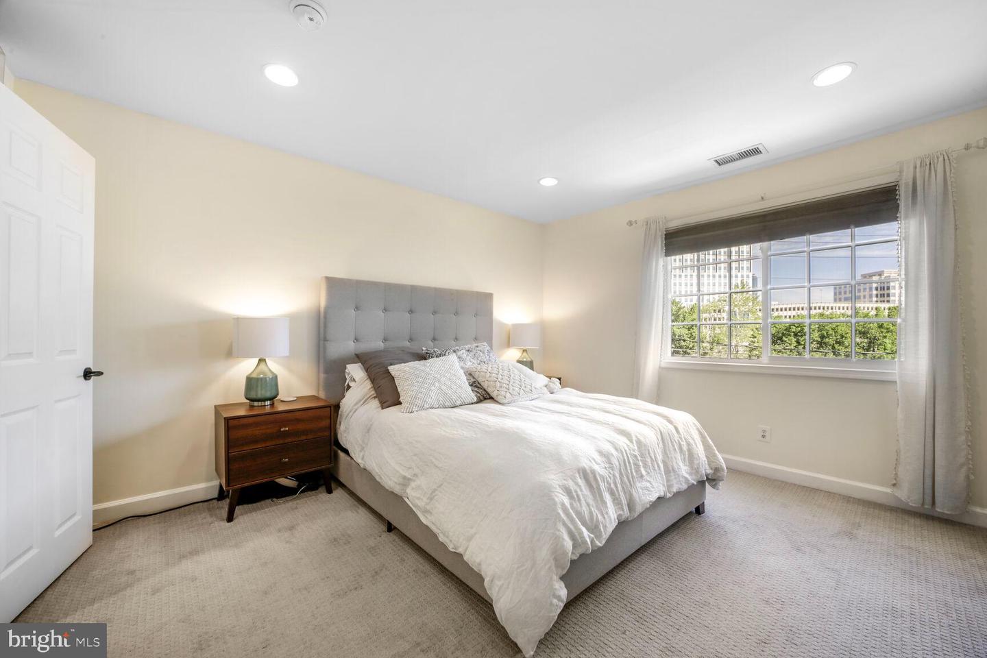 1617-B N VAN DORN ST, ALEXANDRIA, Virginia 22304, 2 Bedrooms Bedrooms, ,1 BathroomBathrooms,Residential,For sale,1617-B N VAN DORN ST,VAAX2044398 MLS # VAAX2044398