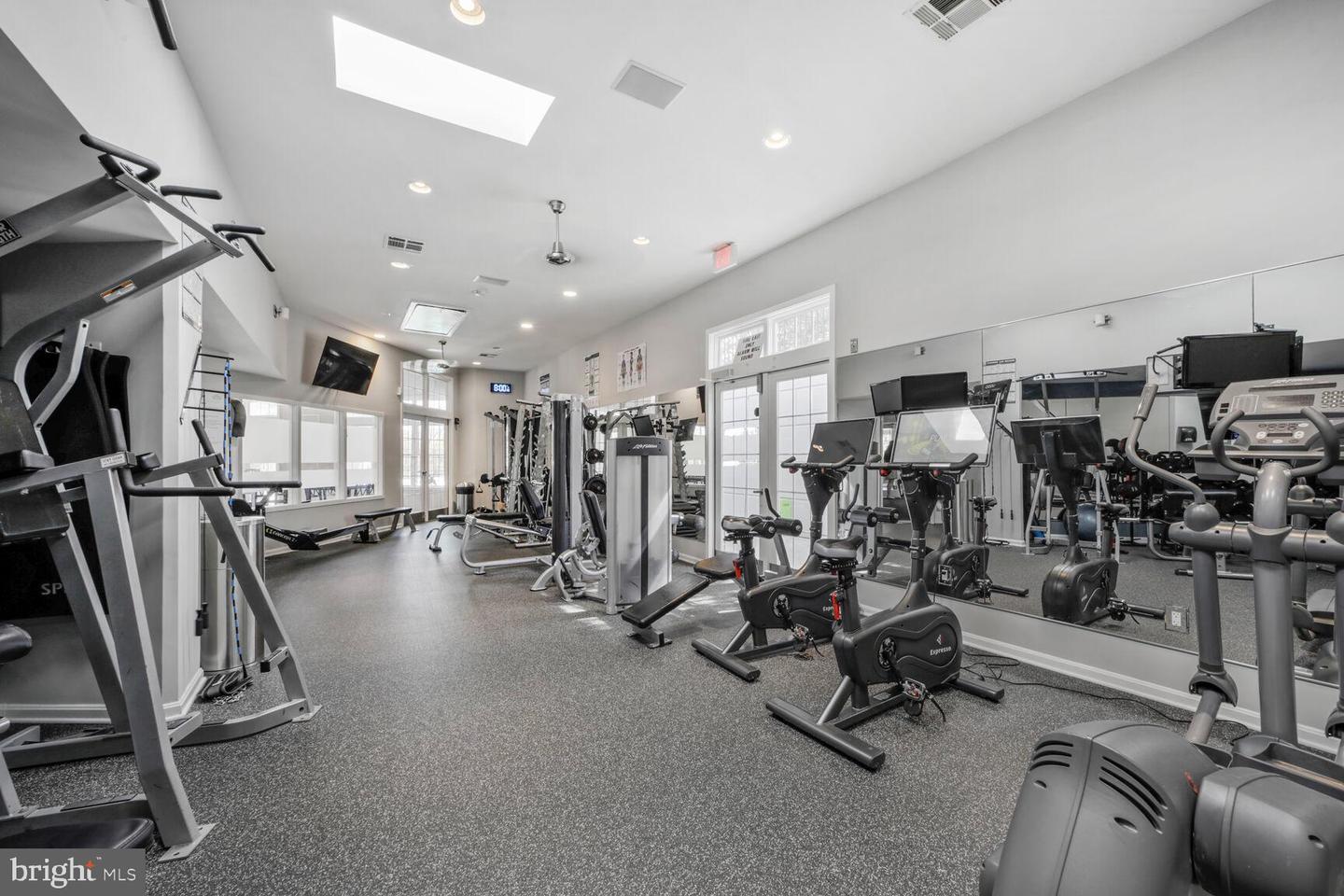 1617-B N VAN DORN ST, ALEXANDRIA, Virginia 22304, 2 Bedrooms Bedrooms, ,1 BathroomBathrooms,Residential,For sale,1617-B N VAN DORN ST,VAAX2044398 MLS # VAAX2044398