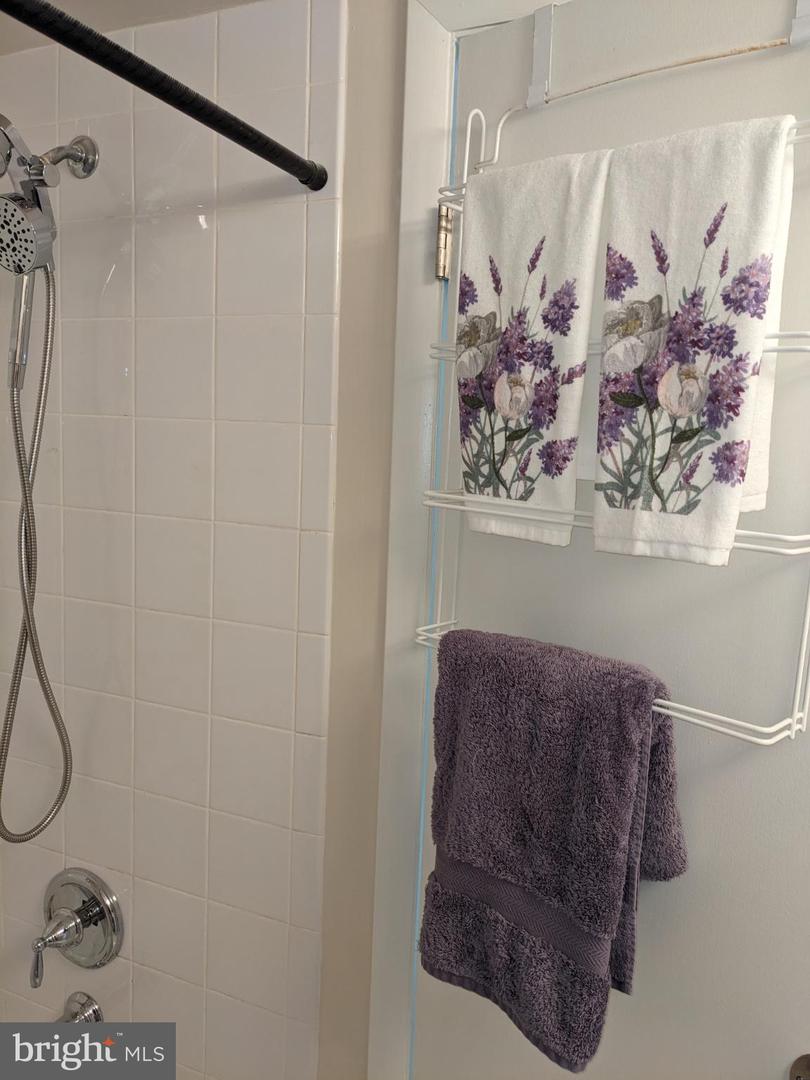 12705 DARA DR #301, WOODBRIDGE, Virginia 22192, 1 Bedroom Bedrooms, 4 Rooms Rooms,1 BathroomBathrooms,Residential,For sale,12705 DARA DR #301,VAPW2101396 MLS # VAPW2101396 12705 DARA DR #301, WOODBRIDGE, Virginia 22192, 1 Bedroom Bedrooms, 4 Rooms Rooms,1 BathroomBathrooms,Residential,For sale,12705 DARA DR #301,VAPW2101396 MLS # VAPW2101396