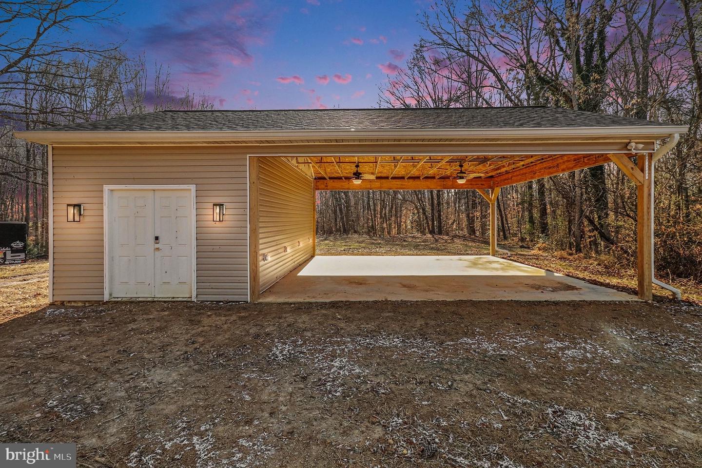 1326 KINGS HWY, KING GEORGE, Virginia 22485, ,Land,For sale,1326 KINGS HWY,VAKG2007492 MLS # VAKG2007492