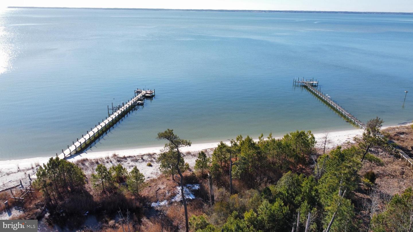 LOT 2 WINDMILL POINT RD, WHITE STONE, Virginia 22578, ,Land,For sale,LOT 2 WINDMILL POINT RD,VALV2000940 MLS # VALV2000940