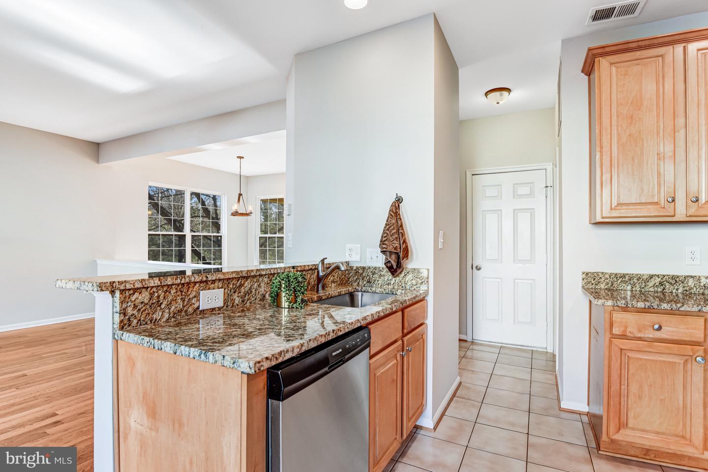 14615 CROWN HOLLOW CT, GAINESVILLE, Virginia 20155, 4 Bedrooms Bedrooms, ,3 BathroomsBathrooms,Residential,For sale,14615 CROWN HOLLOW CT,VAPW2106862 MLS # VAPW2106862