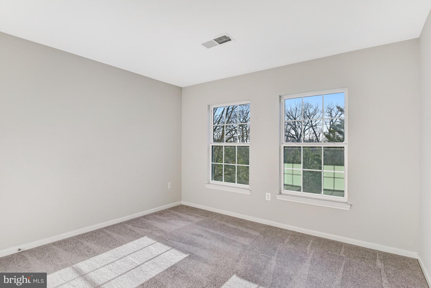 14615 CROWN HOLLOW CT, GAINESVILLE, Virginia 20155, 4 Bedrooms Bedrooms, ,3 BathroomsBathrooms,Residential,For sale,14615 CROWN HOLLOW CT,VAPW2106862 MLS # VAPW2106862