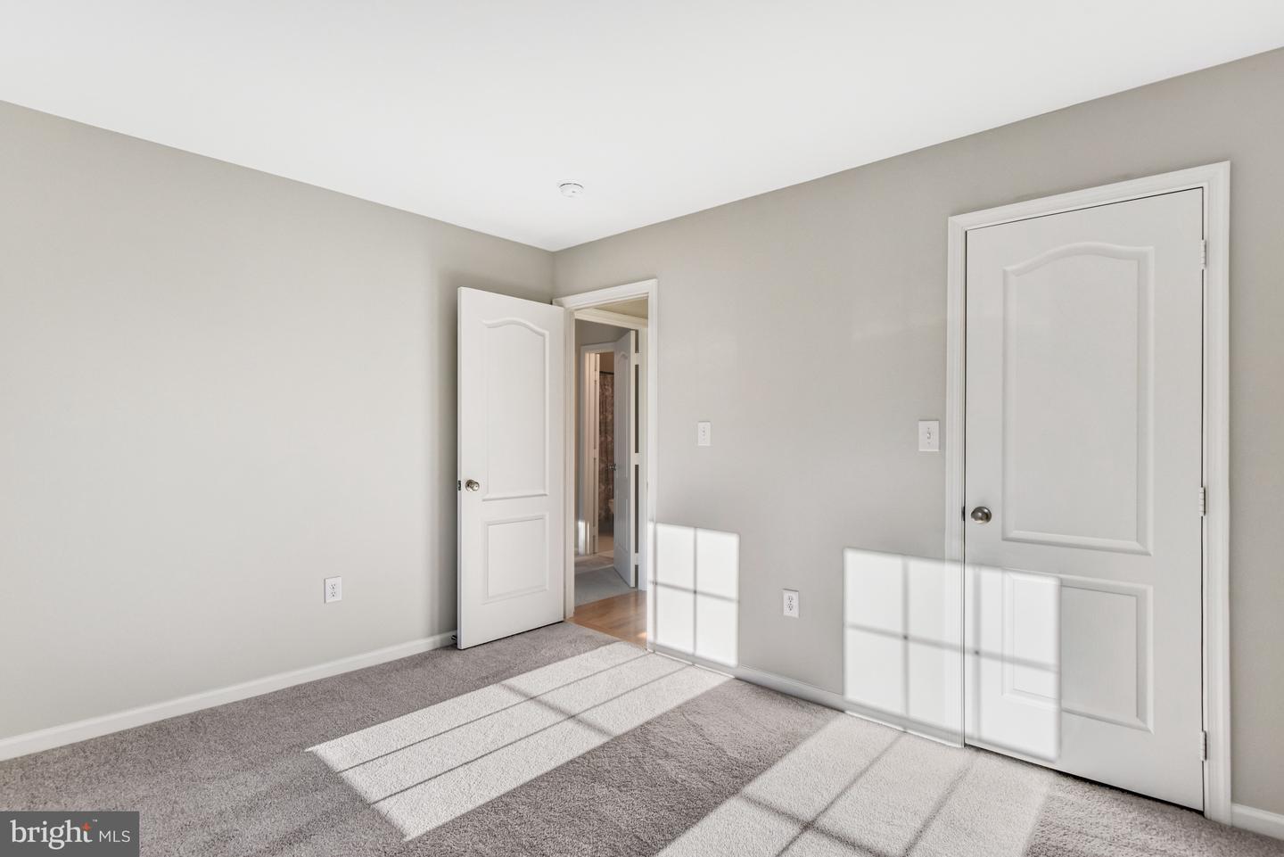 14615 CROWN HOLLOW CT, GAINESVILLE, Virginia 20155, 4 Bedrooms Bedrooms, ,3 BathroomsBathrooms,Residential,For sale,14615 CROWN HOLLOW CT,VAPW2106862 MLS # VAPW2106862