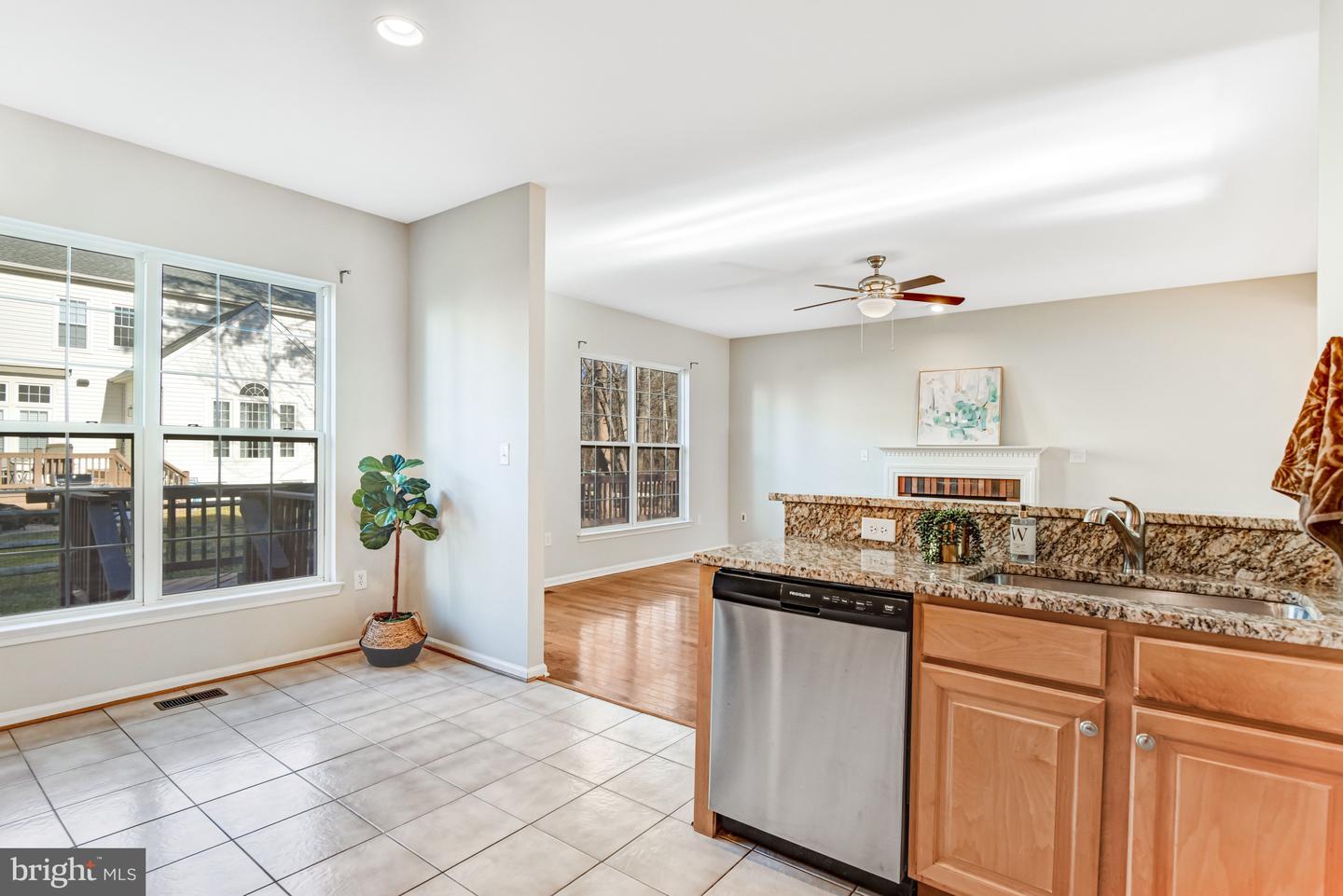 14615 CROWN HOLLOW CT, GAINESVILLE, Virginia 20155, 4 Bedrooms Bedrooms, ,3 BathroomsBathrooms,Residential,For sale,14615 CROWN HOLLOW CT,VAPW2106862 MLS # VAPW2106862