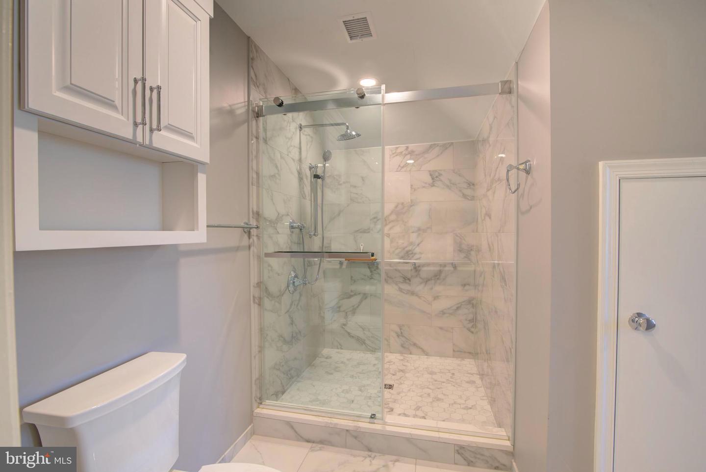 5831 OAK GROVE ST, LORTON, Virginia 22079, 4 Bedrooms Bedrooms, ,3 BathroomsBathrooms,Residential,For sale,5831 OAK GROVE ST,VAFX2276808 MLS # VAFX2276808 5831 OAK GROVE ST, LORTON, Virginia 22079, 4 Bedrooms Bedrooms, ,3 BathroomsBathrooms,Residential,For sale,5831 OAK GROVE ST,VAFX2276808 MLS # VAFX2276808