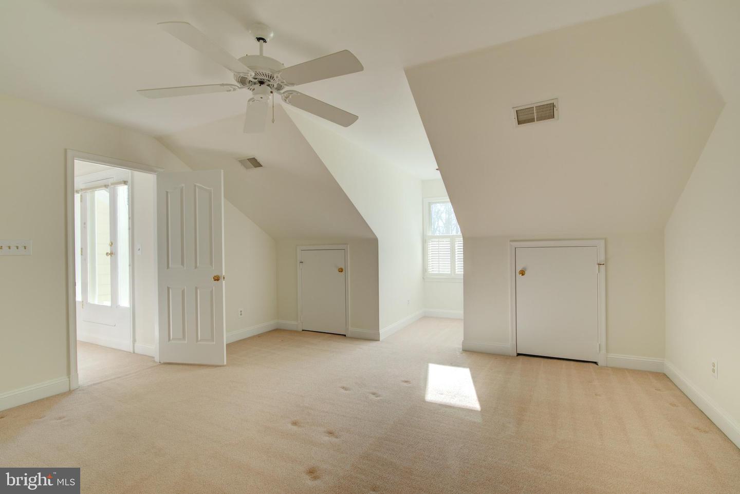 5831 OAK GROVE ST, LORTON, Virginia 22079, 4 Bedrooms Bedrooms, ,3 BathroomsBathrooms,Residential,For sale,5831 OAK GROVE ST,VAFX2276808 MLS # VAFX2276808 5831 OAK GROVE ST, LORTON, Virginia 22079, 4 Bedrooms Bedrooms, ,3 BathroomsBathrooms,Residential,For sale,5831 OAK GROVE ST,VAFX2276808 MLS # VAFX2276808