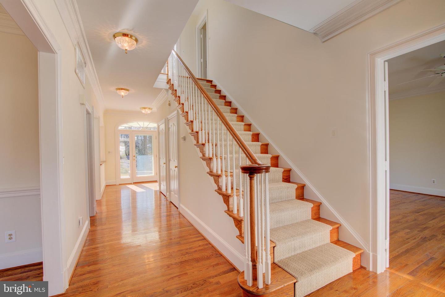 5831 OAK GROVE ST, LORTON, Virginia 22079, 4 Bedrooms Bedrooms, ,3 BathroomsBathrooms,Residential,For sale,5831 OAK GROVE ST,VAFX2276808 MLS # VAFX2276808 5831 OAK GROVE ST, LORTON, Virginia 22079, 4 Bedrooms Bedrooms, ,3 BathroomsBathrooms,Residential,For sale,5831 OAK GROVE ST,VAFX2276808 MLS # VAFX2276808