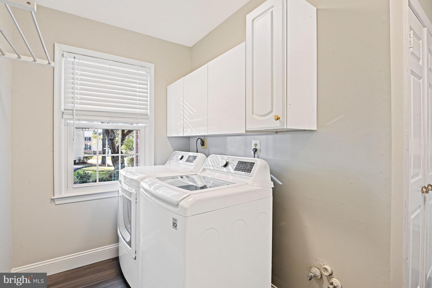 1633 LOZANO DR, VIENNA, Virginia 22182, 5 Bedrooms Bedrooms, ,3 BathroomsBathrooms,Residential,For sale,1633 LOZANO DR,VAFX2278430 MLS # VAFX2278430