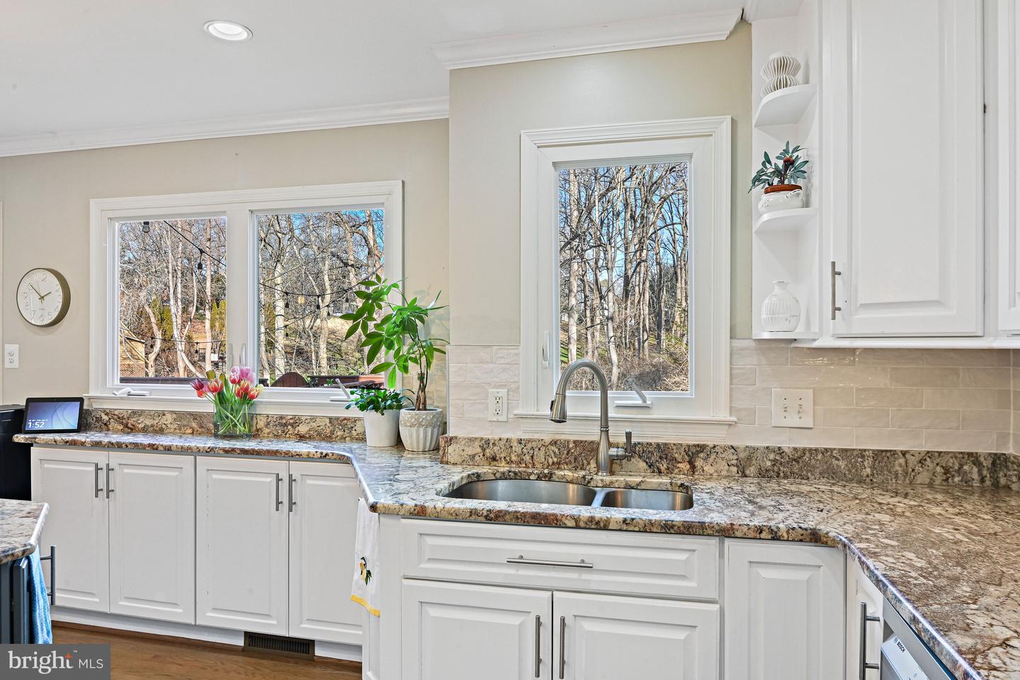 1633 LOZANO DR, VIENNA, Virginia 22182, 5 Bedrooms Bedrooms, ,3 BathroomsBathrooms,Residential,For sale,1633 LOZANO DR,VAFX2278430 MLS # VAFX2278430