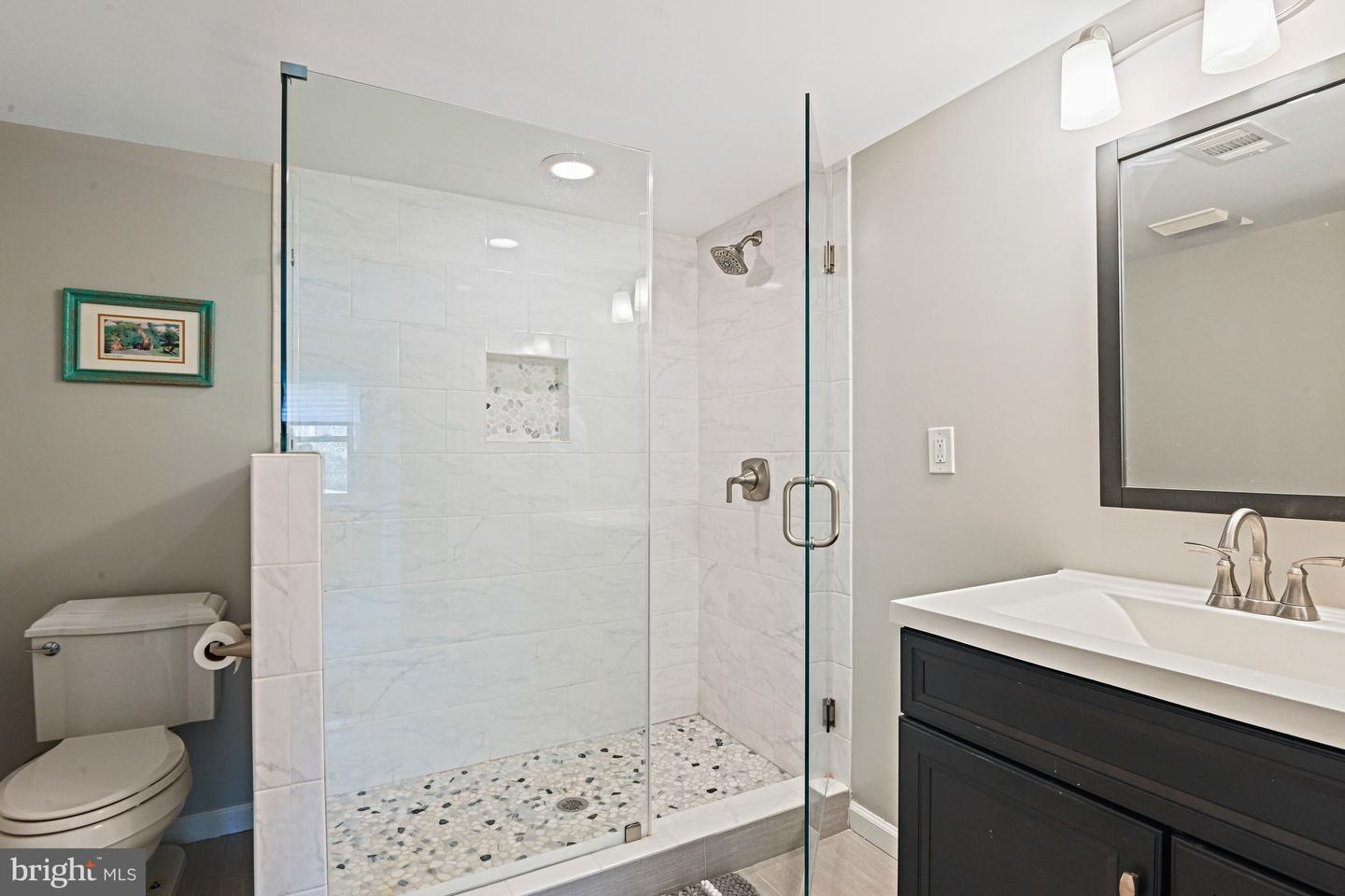 1633 LOZANO DR, VIENNA, Virginia 22182, 5 Bedrooms Bedrooms, ,3 BathroomsBathrooms,Residential,For sale,1633 LOZANO DR,VAFX2278430 MLS # VAFX2278430