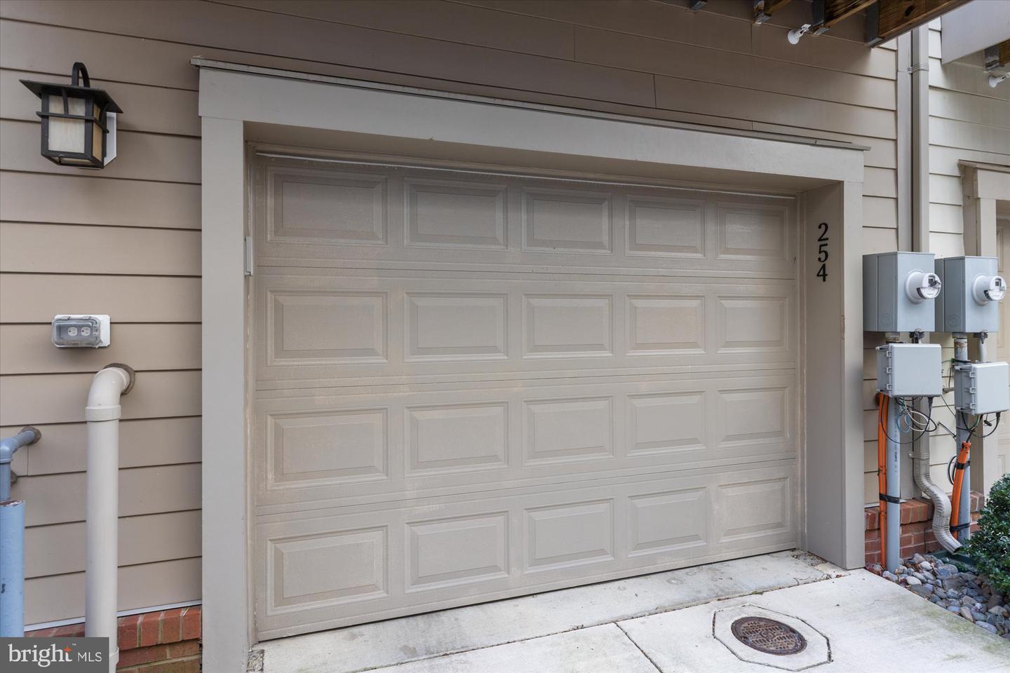 254 BLUEMONT BRANCH TER SE, LEESBURG, Virginia 20175, 3 Bedrooms Bedrooms, ,3 BathroomsBathrooms,Residential,For sale,254 BLUEMONT BRANCH TER SE,VALO2111048 MLS # VALO2111048