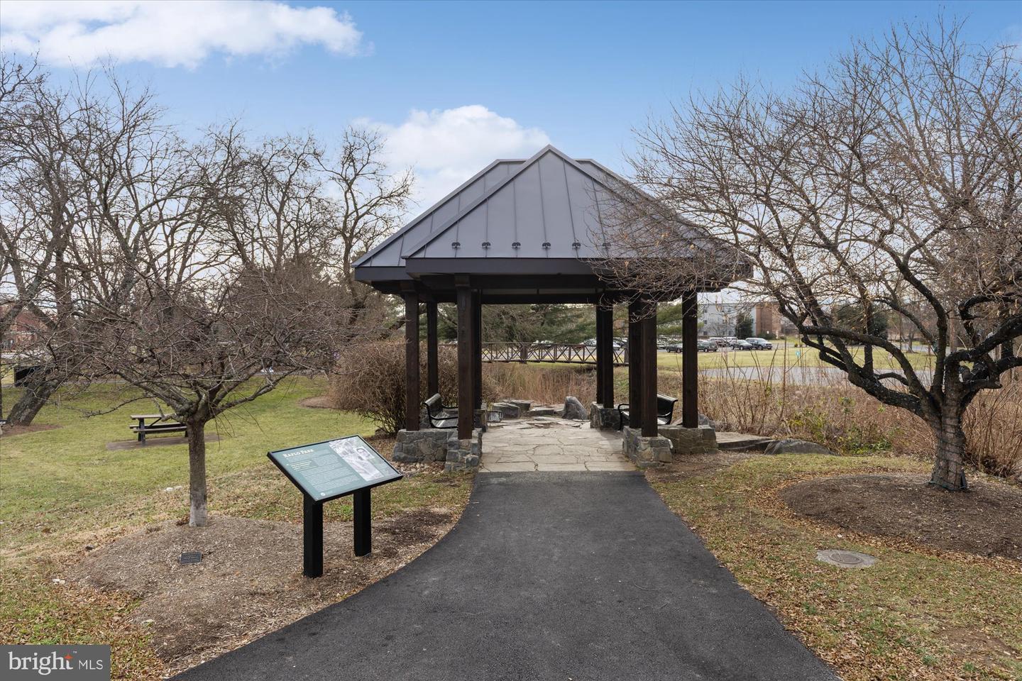 254 BLUEMONT BRANCH TER SE, LEESBURG, Virginia 20175, 3 Bedrooms Bedrooms, ,3 BathroomsBathrooms,Residential,For sale,254 BLUEMONT BRANCH TER SE,VALO2111048 MLS # VALO2111048