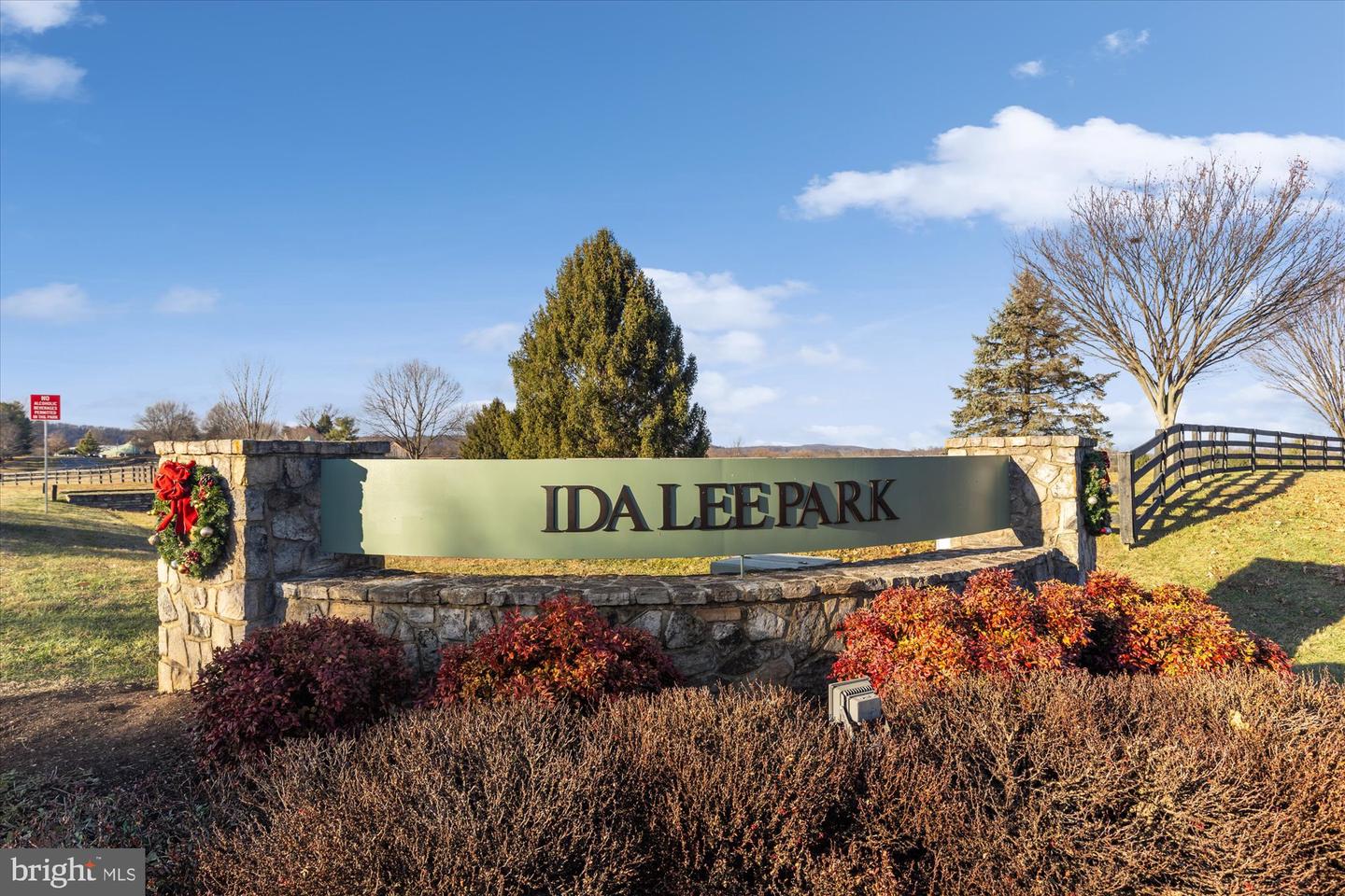 254 BLUEMONT BRANCH TER SE, LEESBURG, Virginia 20175, 3 Bedrooms Bedrooms, ,3 BathroomsBathrooms,Residential,For sale,254 BLUEMONT BRANCH TER SE,VALO2111048 MLS # VALO2111048