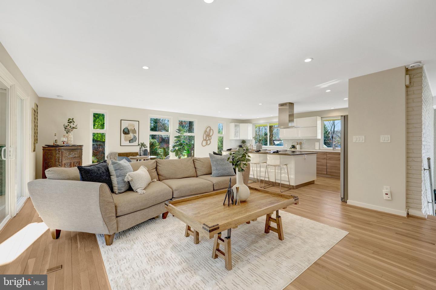 3305 EDENVALE RD, FAIRFAX, Virginia 22031, 5 Bedrooms Bedrooms, ,3 BathroomsBathrooms,Residential,For sale,3305 EDENVALE RD,VAFX2279726 MLS # VAFX2279726