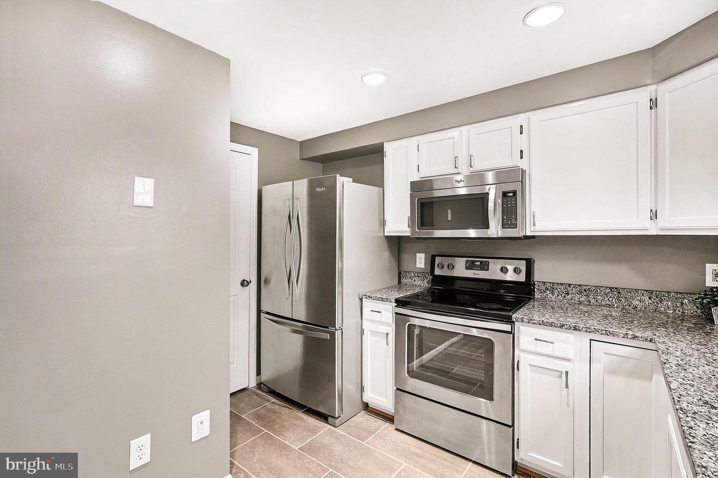 122 E GLEBE RD, ALEXANDRIA, Virginia 22305, 3 Bedrooms Bedrooms, 11 Rooms Rooms,3 BathroomsBathrooms,Residential,For sale,122 E GLEBE RD,VAAX2052250 MLS # VAAX2052250