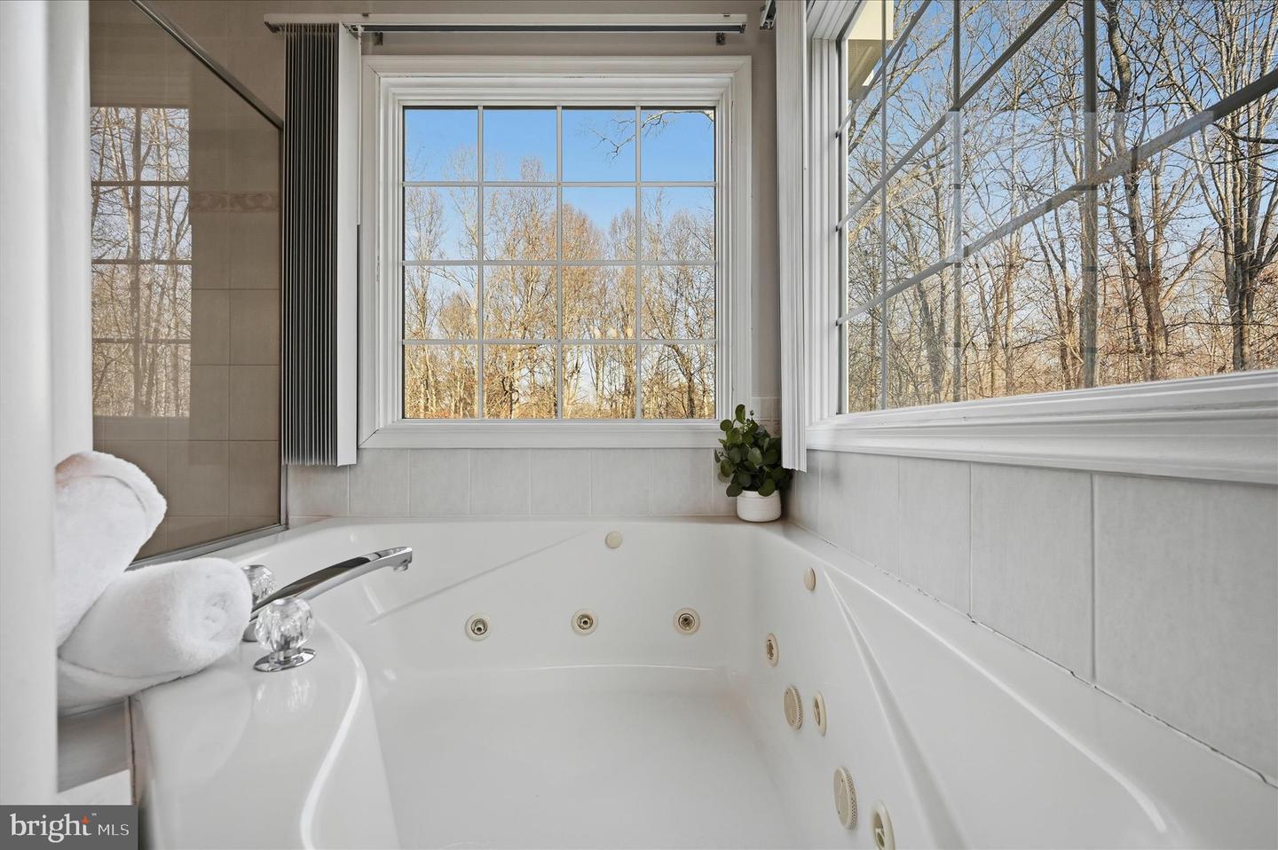 4565 GAVIN WOODS CT, CATLETT, Virginia 20119, 5 Bedrooms Bedrooms, ,4 BathroomsBathrooms,Residential,For sale,4565 GAVIN WOODS CT,VAFQ2019874 MLS # VAFQ2019874