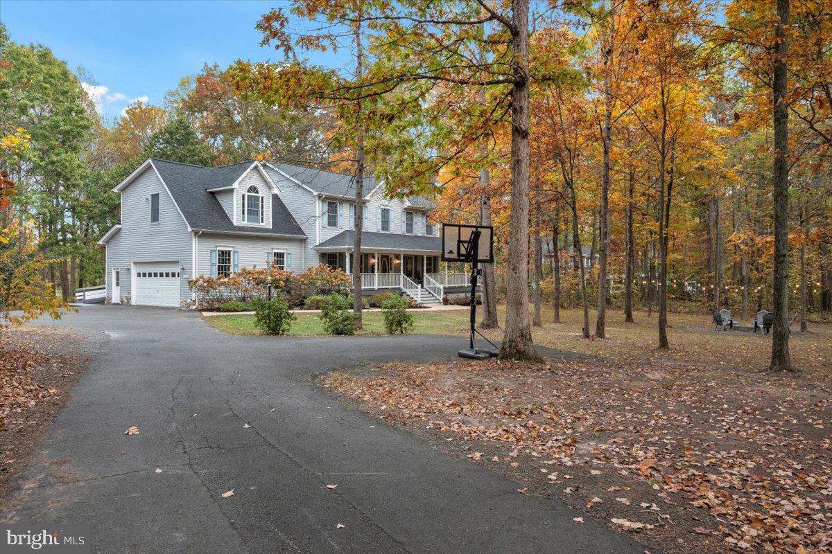 4565 GAVIN WOODS CT, CATLETT, Virginia 20119, 5 Bedrooms Bedrooms, ,4 BathroomsBathrooms,Residential,For sale,4565 GAVIN WOODS CT,VAFQ2019874 MLS # VAFQ2019874