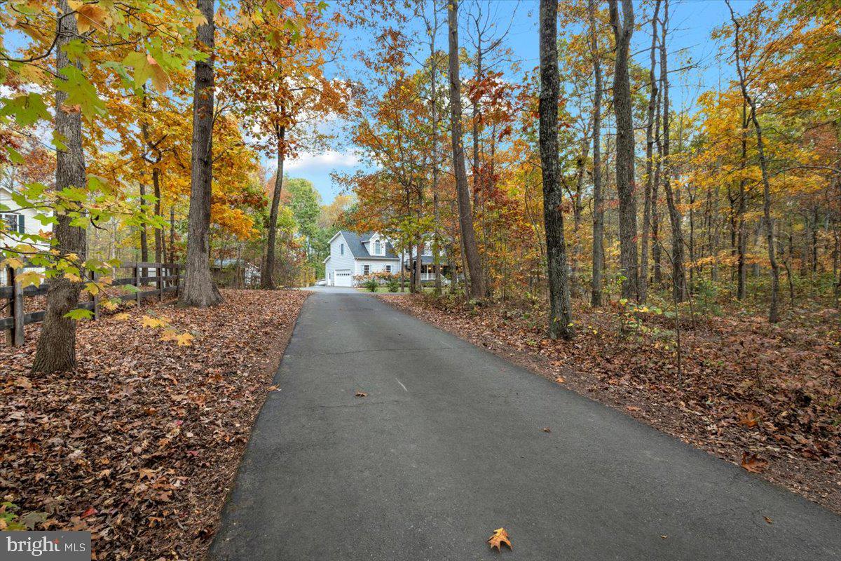 4565 GAVIN WOODS CT, CATLETT, Virginia 20119, 5 Bedrooms Bedrooms, ,4 BathroomsBathrooms,Residential,For sale,4565 GAVIN WOODS CT,VAFQ2019874 MLS # VAFQ2019874