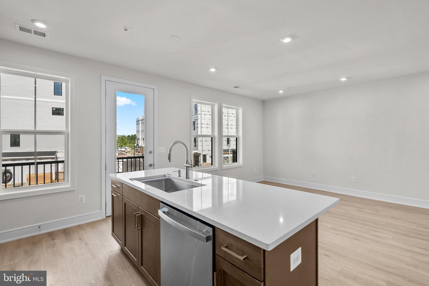 43298 FARRINGDON SQ, BROADLANDS, Virginia 20148, 3 Bedrooms Bedrooms, ,2 BathroomsBathrooms,Residential,For sale,43298 FARRINGDON SQ,VALO2112186 MLS # VALO2112186