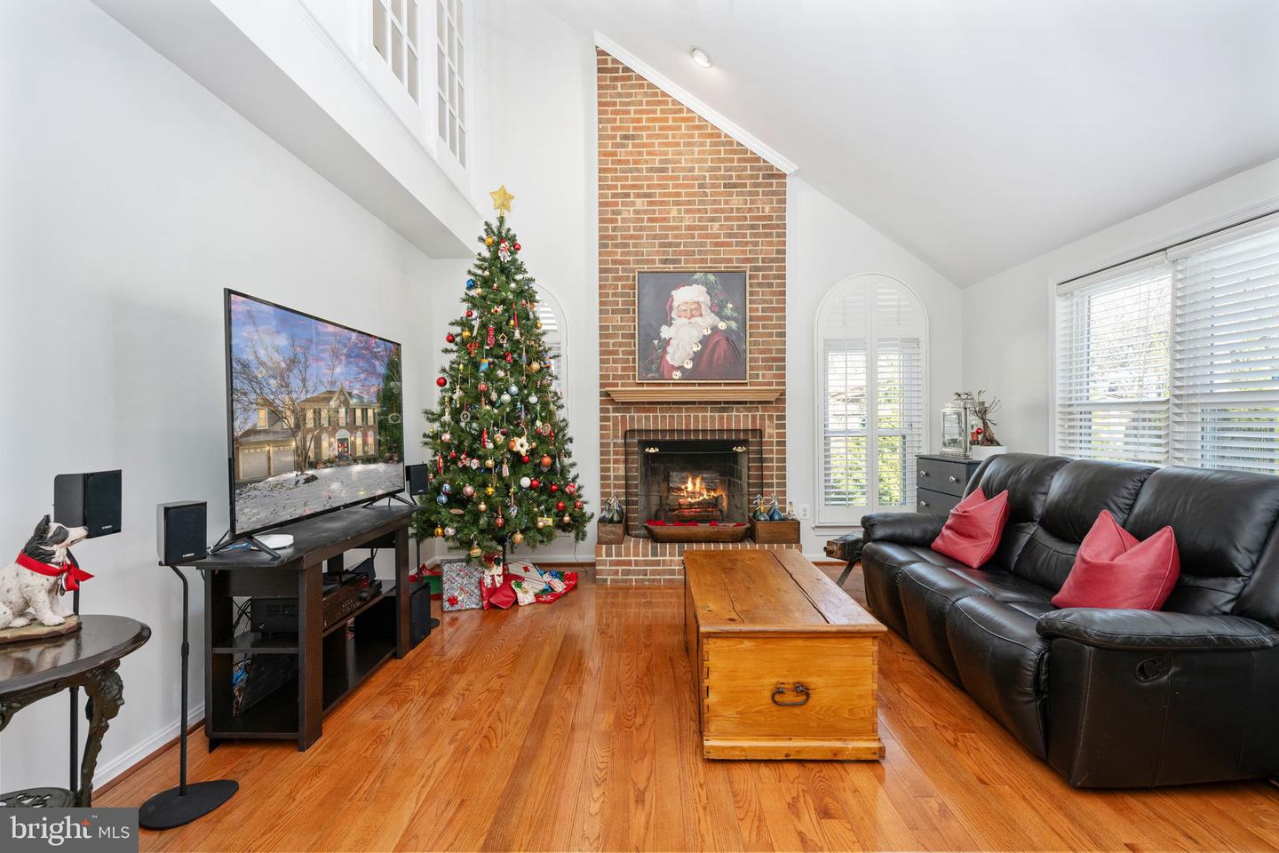 13953 OLEANDER CT, WOODBRIDGE, Virginia 22193, 6 Bedrooms Bedrooms, ,3 BathroomsBathrooms,Residential,For sale,13953 OLEANDER CT,VAPW2108974 MLS # VAPW2108974