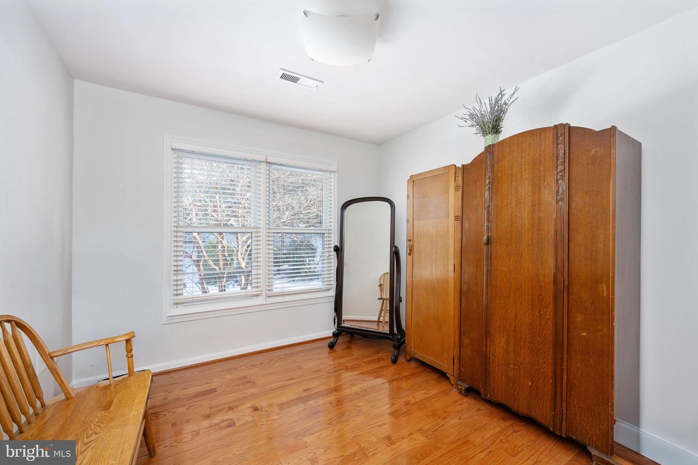 13953 OLEANDER CT, WOODBRIDGE, Virginia 22193, 6 Bedrooms Bedrooms, ,3 BathroomsBathrooms,Residential,For sale,13953 OLEANDER CT,VAPW2108974 MLS # VAPW2108974