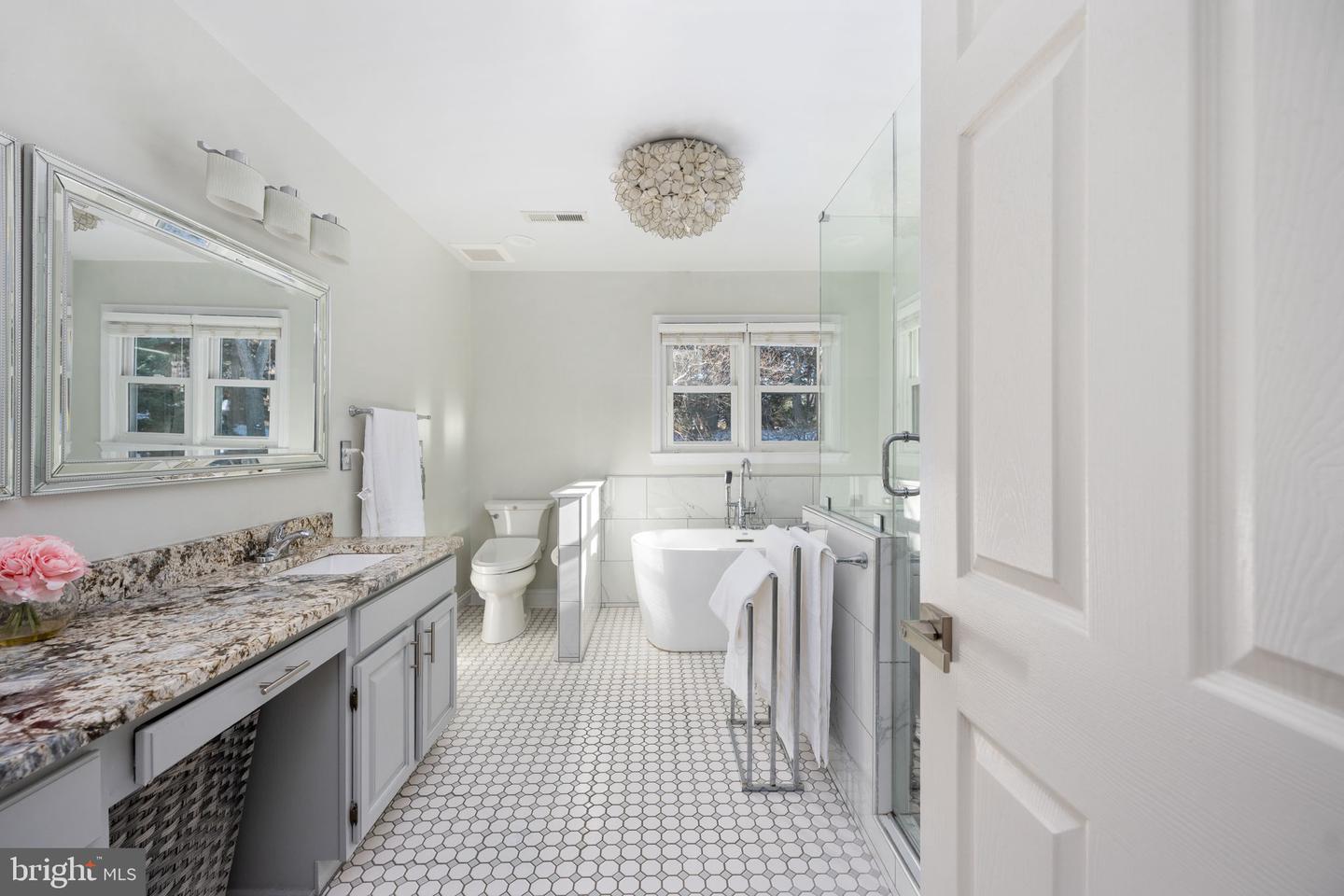 13953 OLEANDER CT, WOODBRIDGE, Virginia 22193, 6 Bedrooms Bedrooms, ,3 BathroomsBathrooms,Residential,For sale,13953 OLEANDER CT,VAPW2108974 MLS # VAPW2108974