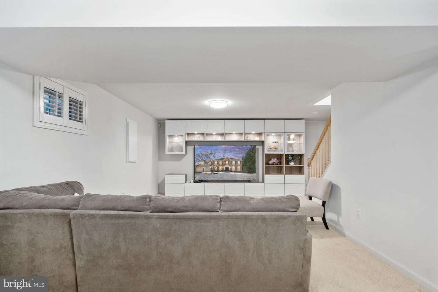 13953 OLEANDER CT, WOODBRIDGE, Virginia 22193, 6 Bedrooms Bedrooms, ,3 BathroomsBathrooms,Residential,For sale,13953 OLEANDER CT,VAPW2108974 MLS # VAPW2108974