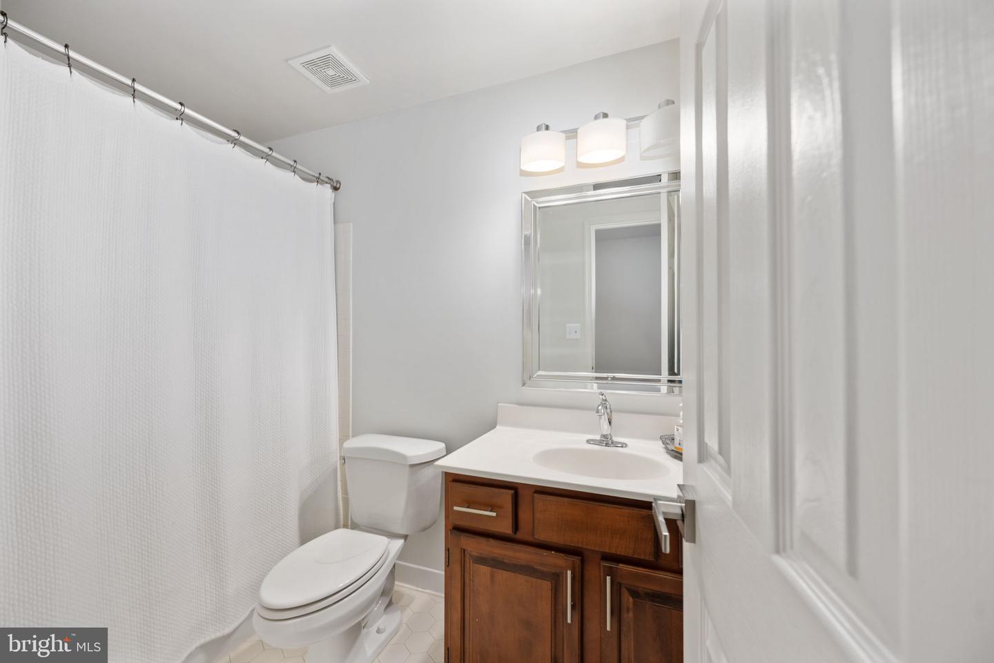 13953 OLEANDER CT, WOODBRIDGE, Virginia 22193, 6 Bedrooms Bedrooms, ,3 BathroomsBathrooms,Residential,For sale,13953 OLEANDER CT,VAPW2108974 MLS # VAPW2108974