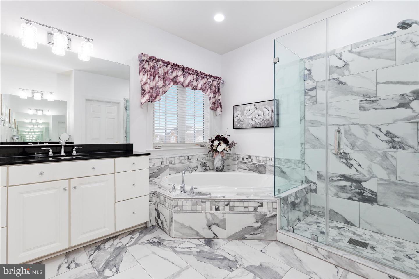 14227 SNICKERSVILLE DR, GAINESVILLE, Virginia 20155, 4 Bedrooms Bedrooms, ,3 BathroomsBathrooms,Residential,For sale,14227 SNICKERSVILLE DR,VAPW2109028 MLS # VAPW2109028